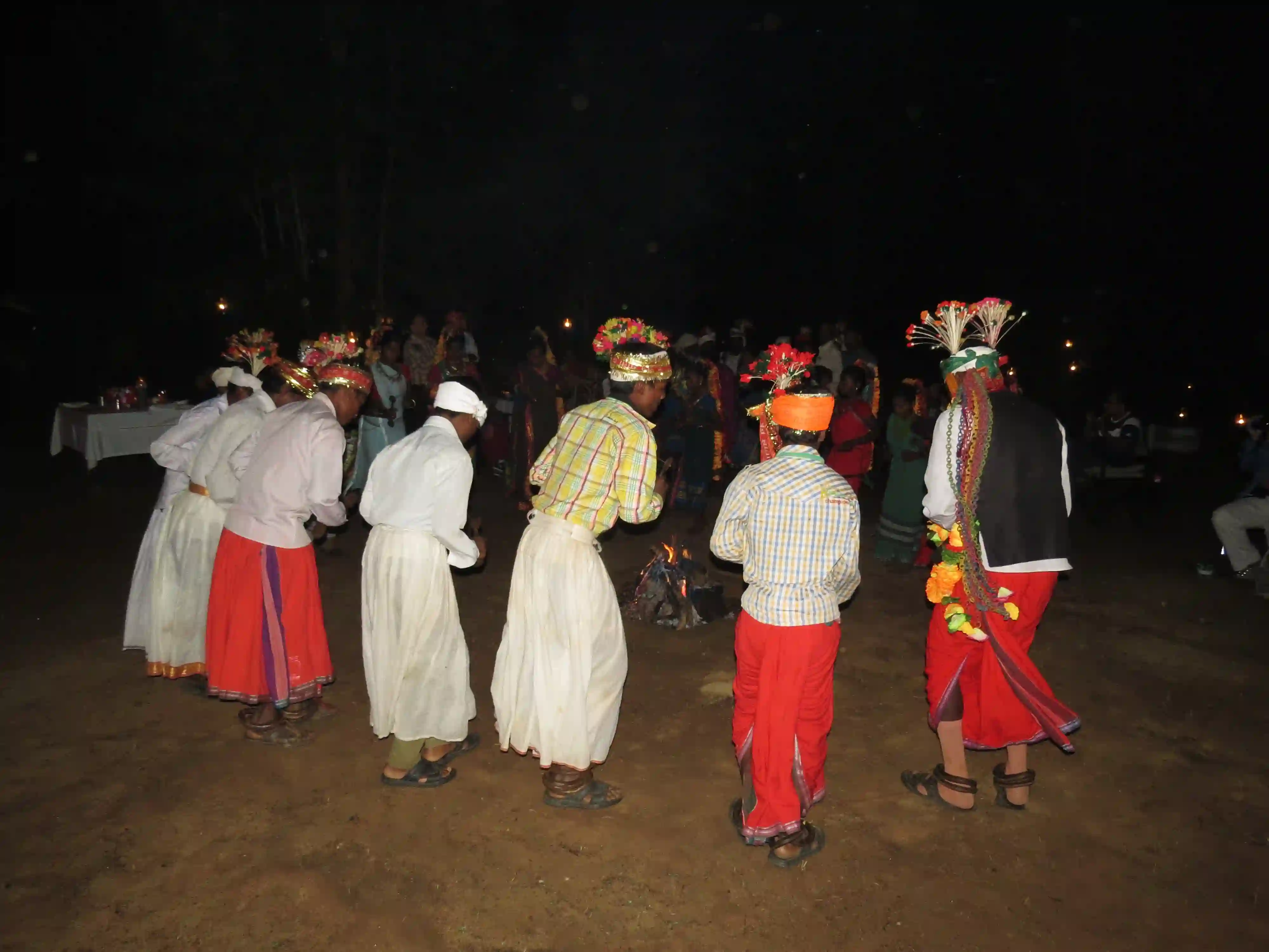 Traditional Baiga dance and culture near Kanha